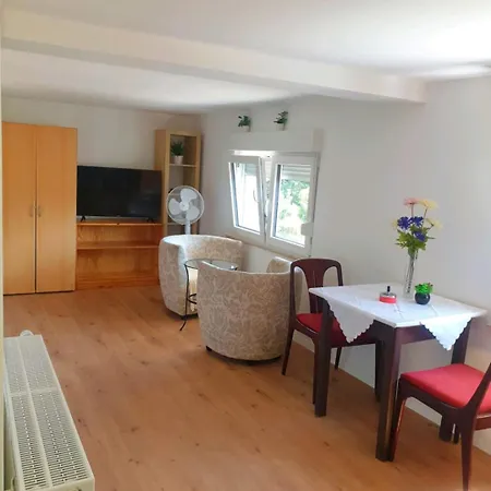 / In Apartmán *